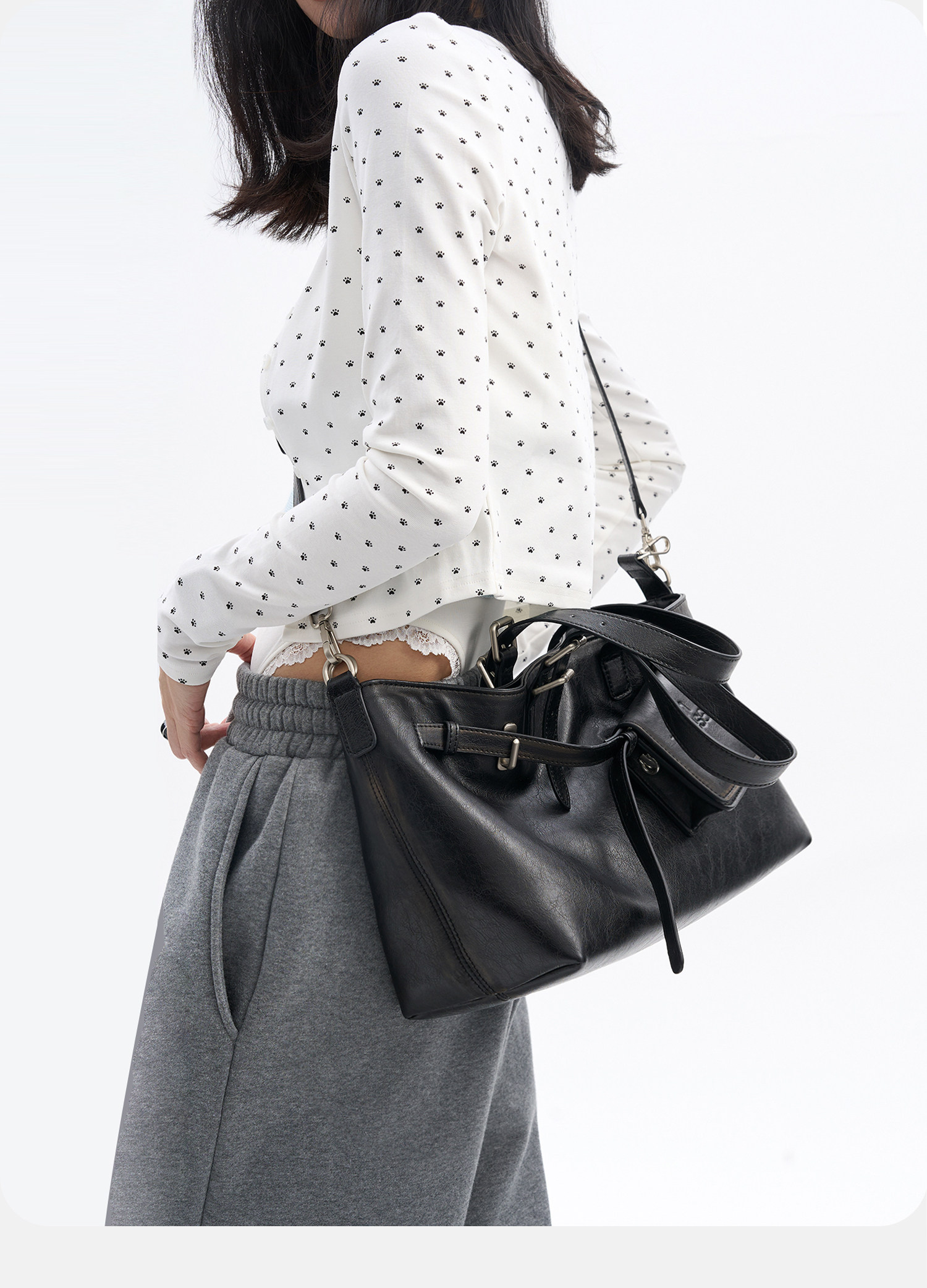 JANDRESS Burnished Faux Leather Magnetic Snap Tote