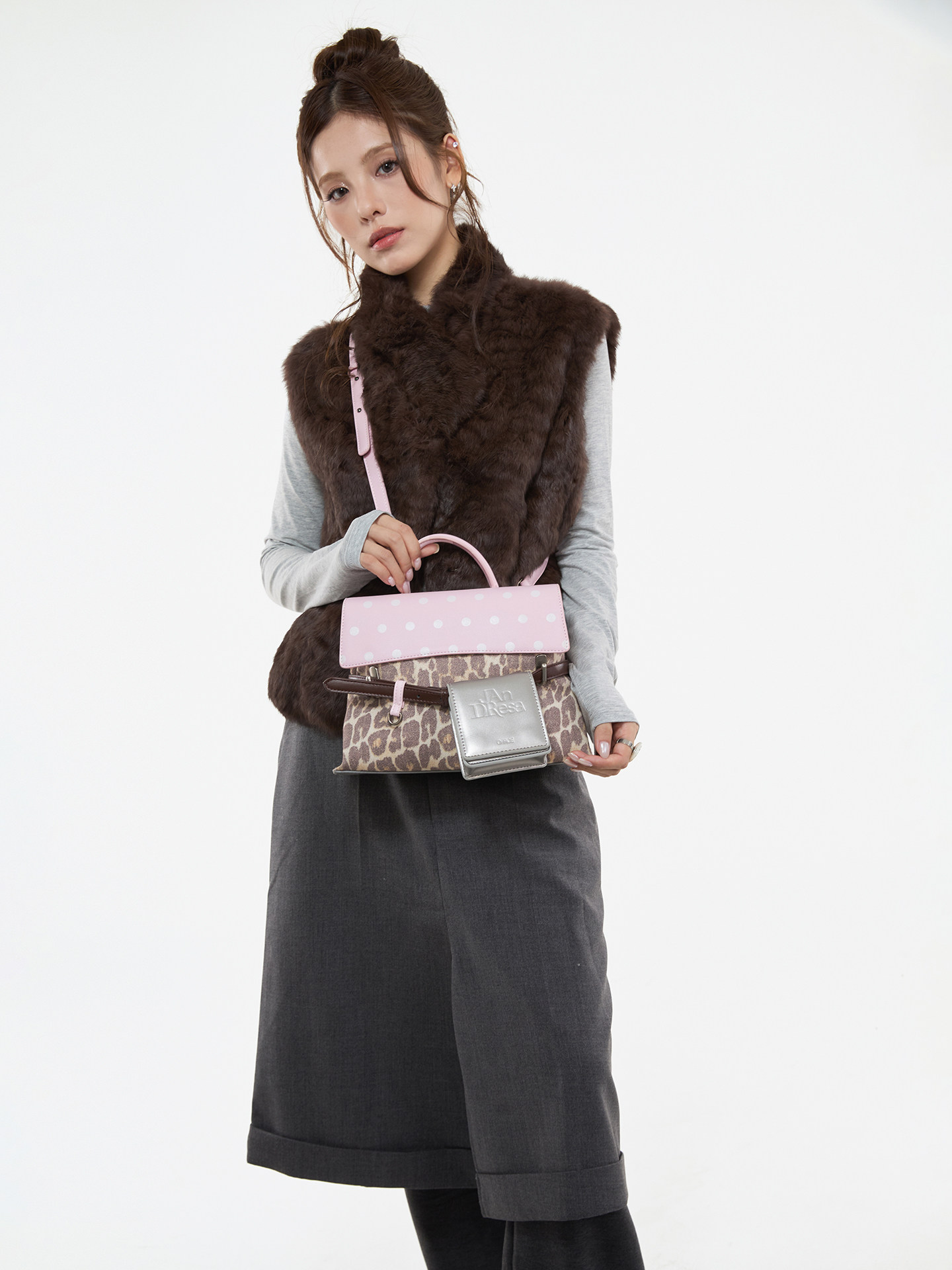 JANDRESS Pink Leopard Print Magnetic Snap Backpack