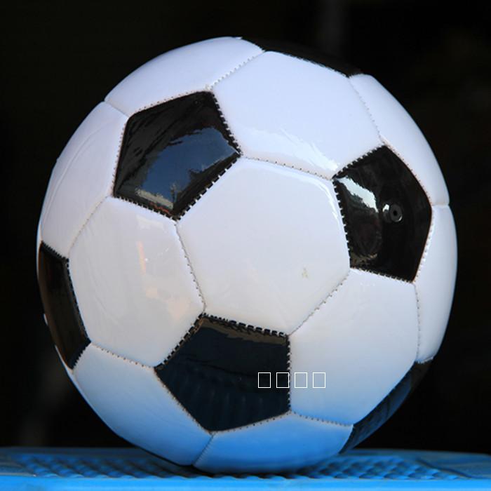 Ballon de football - Ref 5853 Image 3