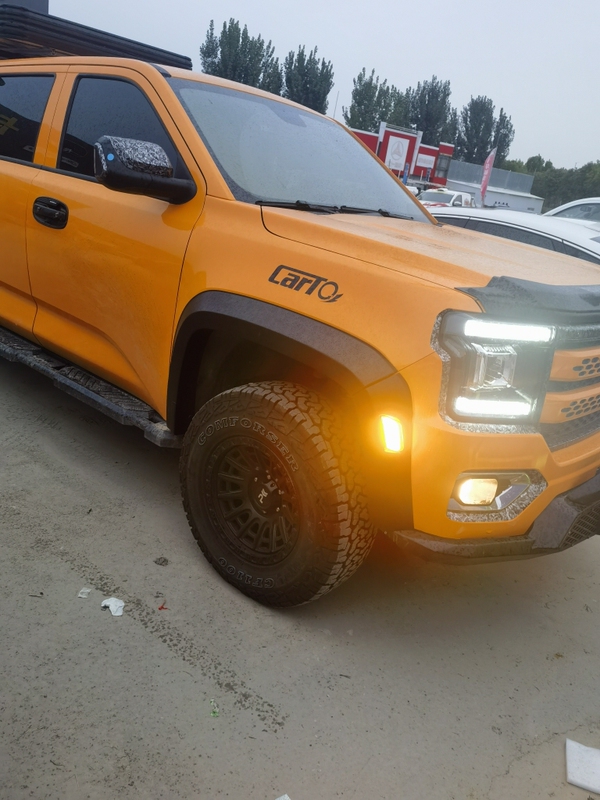Jmc Avenue All-Rounder Light-Seeker Raptor-Style with Lights, Widened Decorative Wheel Arches, Anti-Scratch Jmc Avenue All-Rounder Light-Seeker Raptor-Style with Lights, Widened Decorative Wheel Arches, Anti-Scratch