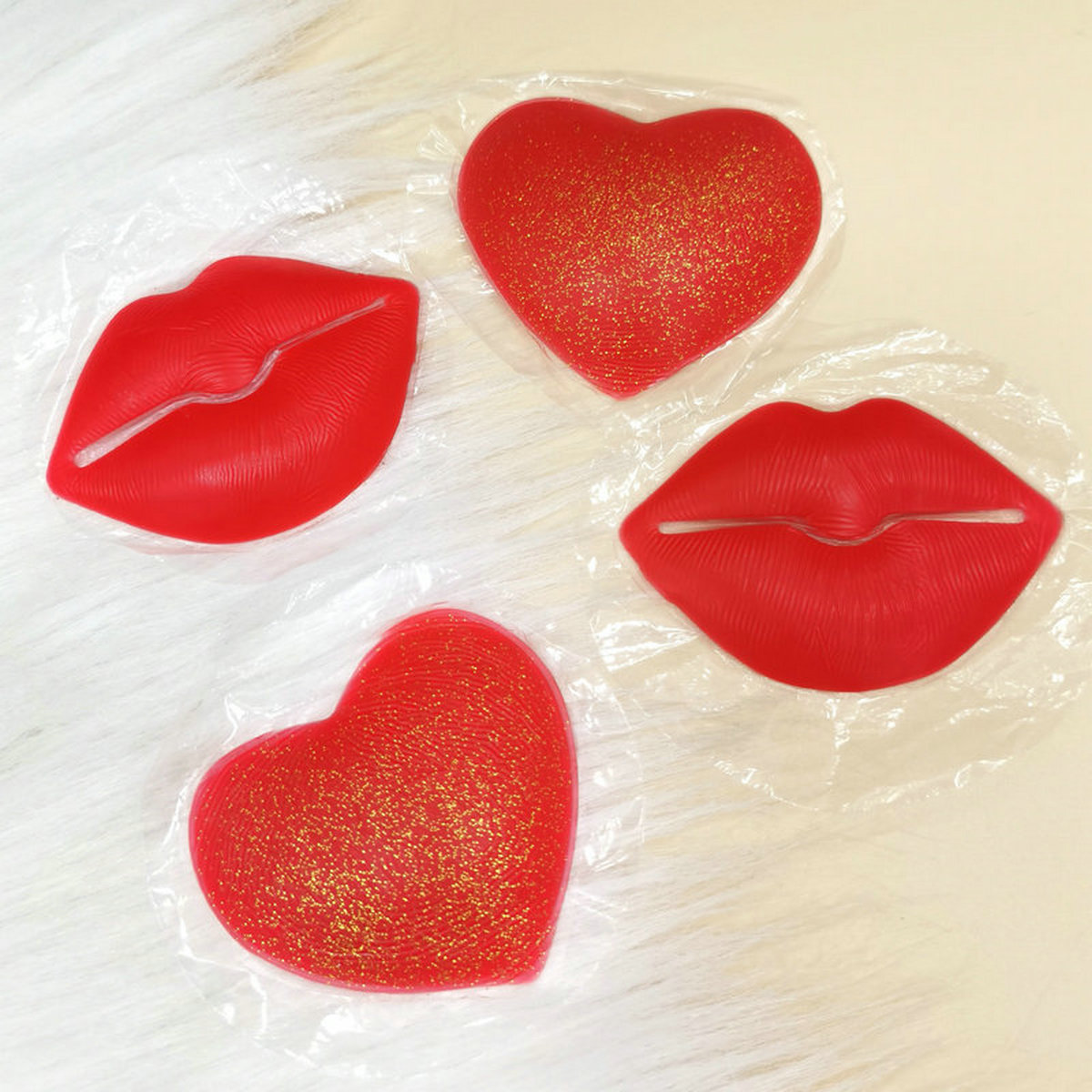 Sexy silicone nipple sticker Australia HD heart-shaped lip shape shiny red onion powder reusable breast sticker super sticky