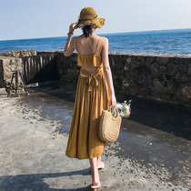 Suitable for taking pictures of the lu yao ginger dress fairy charade long halter du jia feng beach sling