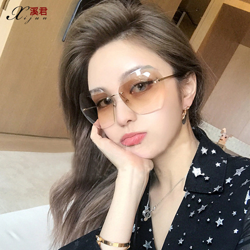 Miss Strangu Seaside Holiday Sunglasses Women 2022 New Online Red Glasses Women Han Edition Tide GM Sunglasses Stars 