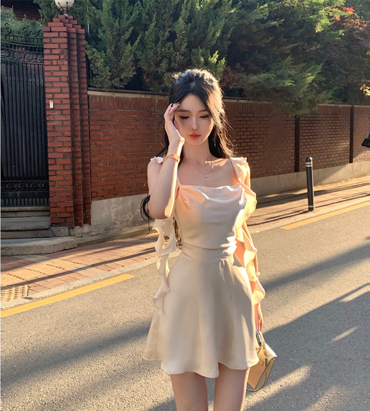 French-Style Satin Dress with a High-End Feel, Summer Ruffled Ribbon Short Dress, Suitable for Petite Women, Can Be Worn as Evening Dress or Everyday Wear