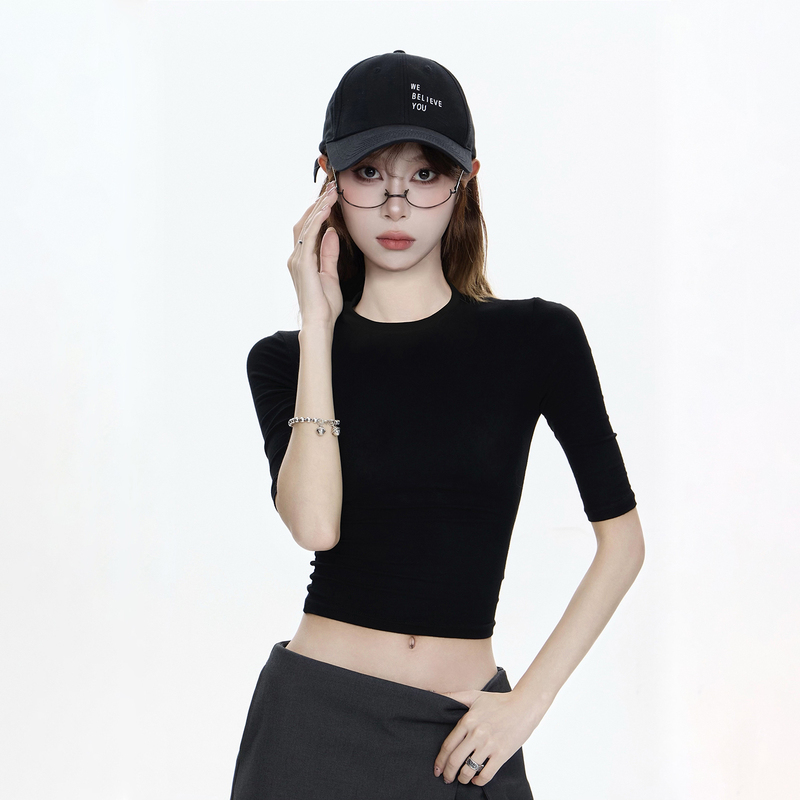 Spicy Girl Style Black Round Neck Half-Sleeve T-Shirt for Women 2026 Summer Petite Waist-Cinching Slimming Mid-Sleeve Short Elegant Top Spicy Girl Style Black Round Neck Half-Sleeve T-Shirt for Women 2026 Summer Petite Waist-Cinching Slimming Mid-Sleeve Short Elegant Top