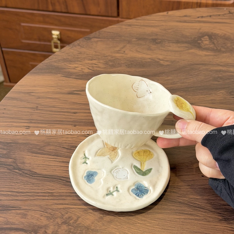 Girly 3D Embossed Ceramic Cup and Saucer Set, High Aesthetic Value, Afternoon Tea Flower Tea Coffee Cup, Gift or Souvenir Girly 3D Embossed Ceramic Cup and Saucer Set, High Aesthetic Value, Afternoon Tea Flower Tea Coffee Cup, Gift or Souvenir