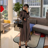 Mùa thu mới Hàn Quốc retro chic hoang dã sọc khâu đan đứng cổ áo gỗ tai dài tay áo nữ thủy triều váy cưới đẹp