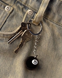 Jianggou продает только оригинальные игральные кости, колокольчики, черепа и брелки-домино из STUSSY METAL KEYCHAIN.