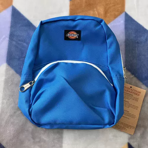 Sauce Dog продает только подлинный рюкзак Dickies.