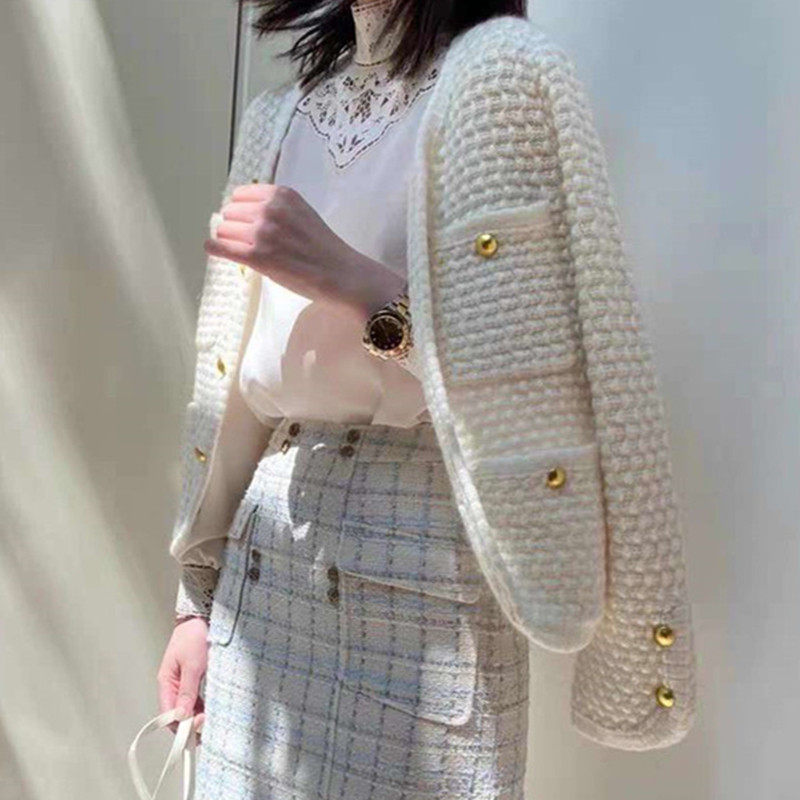 20 Autumn Winter New 100 Hitch Cashmere Sweatshirt Woman Knit Cardiovert Short fashion V collar jacket thickened Wavy Sweater-Taobao