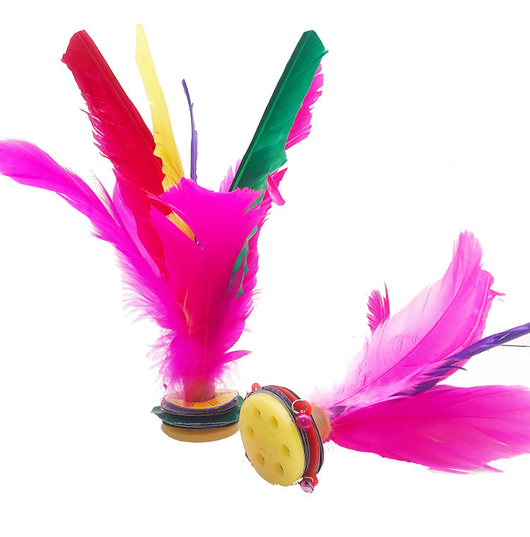 Feather Duster Người lớn Thể dục Trẻ em Học sinh Nhíp màu Bán buôn Thịt bò cuối Kết thúc Kicking Ryukyu - Các môn thể thao cầu lông / Diabolo / dân gian 	quả cầu đá lông gà
