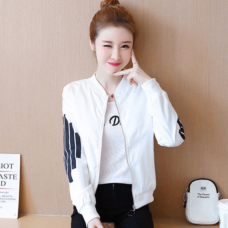Small women's spring and autumn thin short coat 2021 loose and wild casual windbreaker white jacket baseball suit tide