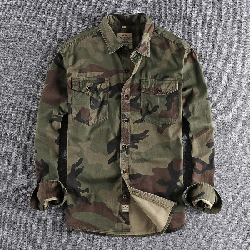 Classic Washed Camouflage American Workwear Long-Sleeve Shirt for Men with Double Pockets, Versatile Casual Military-Style Youth Top