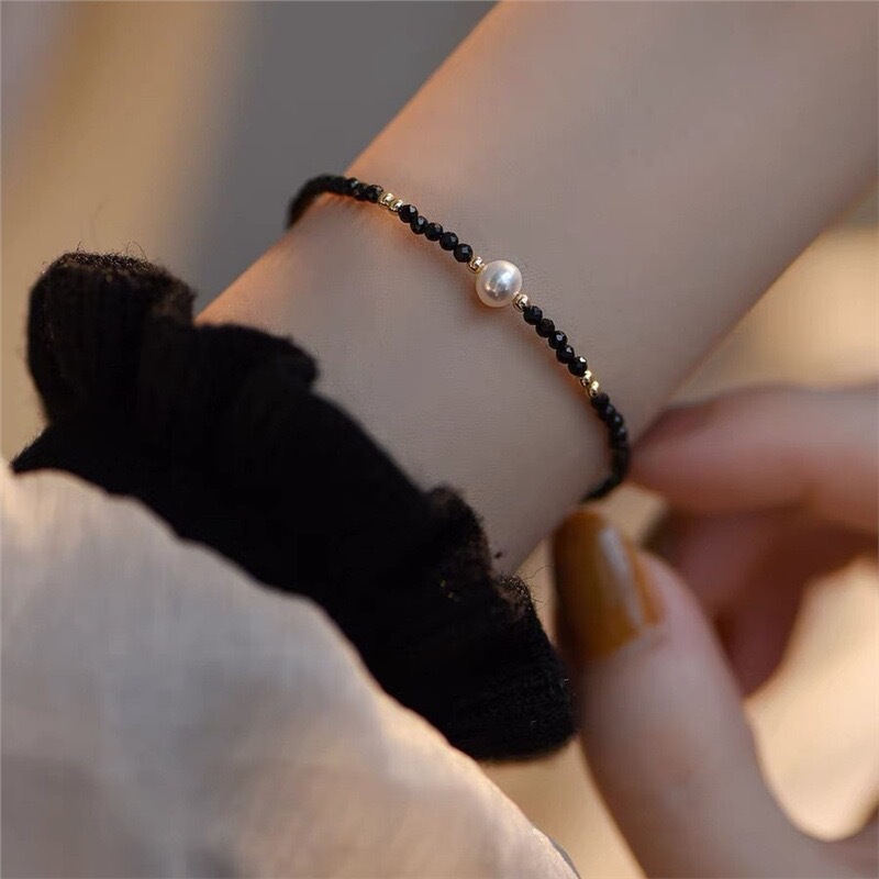 Black Cat Shell, Tiny Pearls, Ultra-Fine Black Spinel, Light Luxury, Niche, High-End Feel, Women's Bracelet, Bracelet Gift