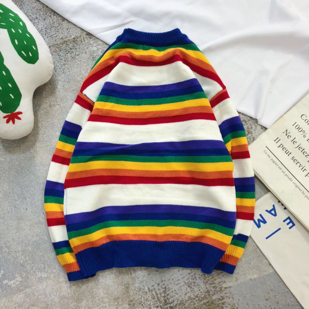 Hàn Quốc retro màu áo len cổ tròn cầu vồng sọc áo len Influx nam và nữ cặp vợ chồng ins lỏng ngọn áo cặp đẹp