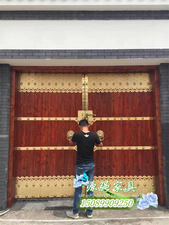 Old elm gate solid wood courtyard villa double switch gate tea house homestay gate ancestral hall ancient house temple courtyard gate