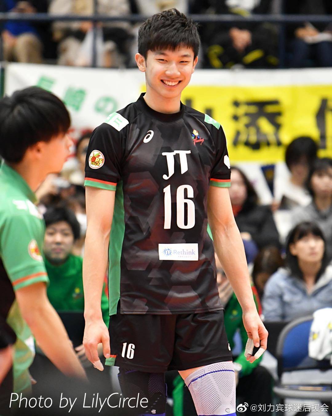 Spot a set of ready-to-go Japanese JT Thunder men's volleyball league jersey Liu Libin the same amount of discount