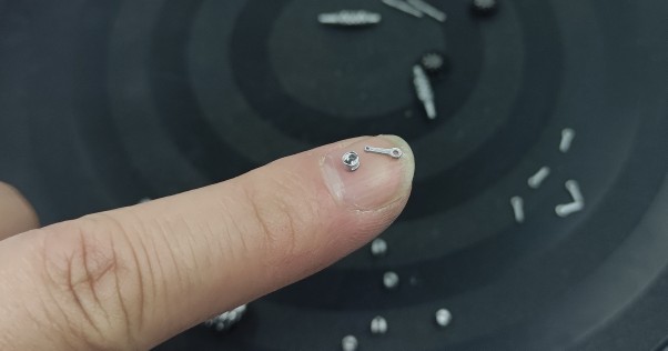 大地鹰王迪特那350凸轮轴：引擎中的精密指挥官