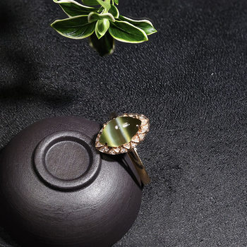 Fashion trendy hetian jade gold inlaid hand jewelry for wife