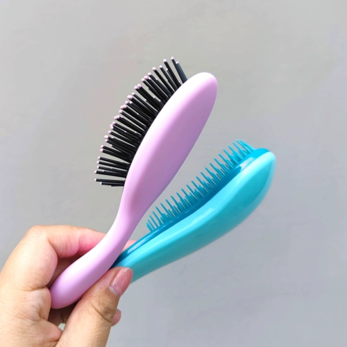 Выход La Gacilly, оригинальная легкая расчесывание La Gacilly, очень дружелюбна к коже головы