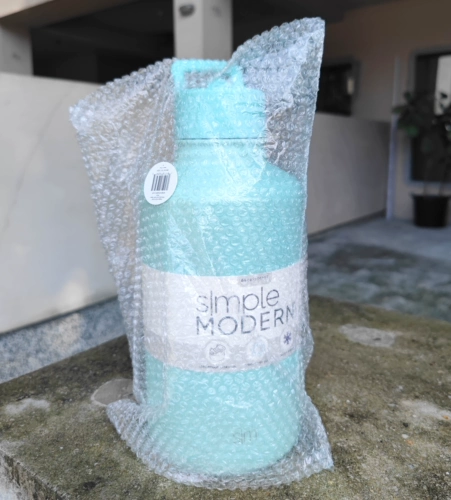 Из британской простой современной оригинальной 1,9 л. Негабаритная изоляция из нержавеющей стали и соломенная соломинка с холодной рука