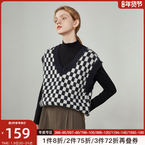Fan Si Lanens checkerboard wearing knitted waistcoat womens autumn and winter 2021 new folding sweater small vest outside