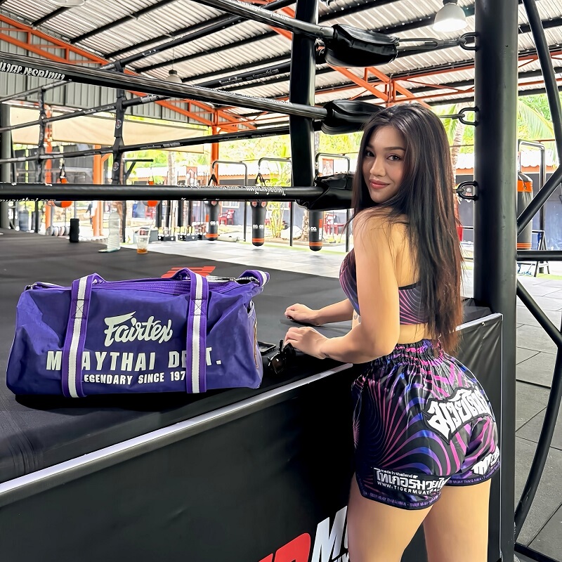 New Green Striped Shorts Thailand Phuket Tiger Gym Tiger Quick-Drying Muay Thai Shorts for Men and Women