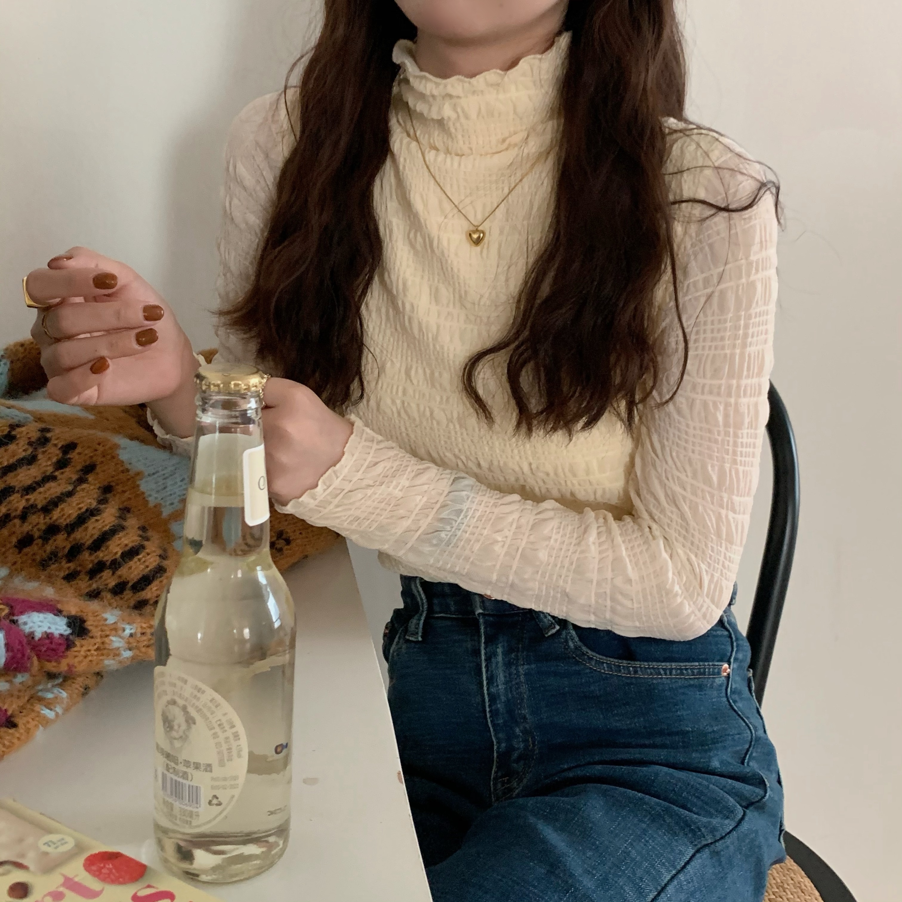 Real shot real price ~ Korean thickened Plush bubble pleated lace shirt with half high collar and versatile warm top for women