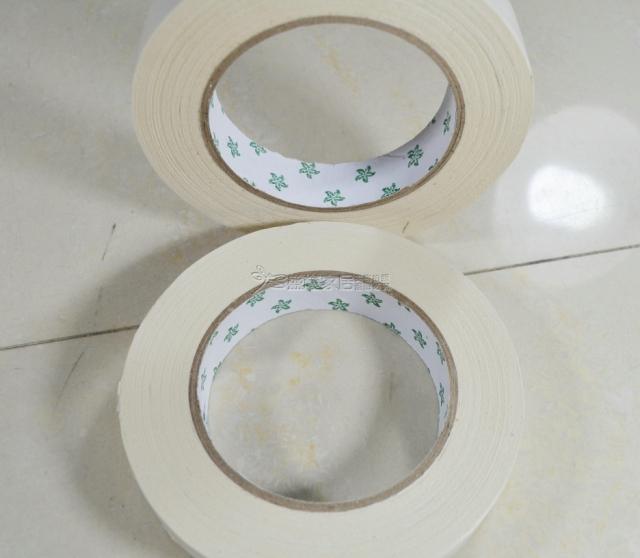 Thảm keo đặc biệt, keo siêu dính, băng vải hai mặt, băng keo chắc chắn 2,4 * 15 yard Bán đặc biệt