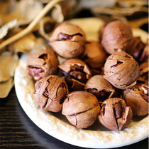 21-year-old new goods Linan wild pecan hand peeling large seeds small walnuts thin shell small walnuts canned snacks Nut kernels