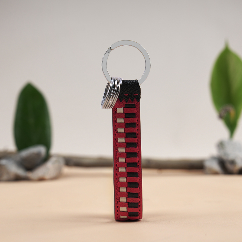 Car Keychain Pendant for Women, Genuine Leather Hand-Woven Key Leather Cord Hanging Accessory Chain, Portable Birthday Gift for Men Car Keychain Pendant for Women, Genuine Leather Hand-Woven Key Leather Cord Hanging Accessory Chain, Portable Birthday Gift for Men