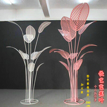 2019 New Wedding iron banana leaf props road lead wedding stage decoration background decoration supplies