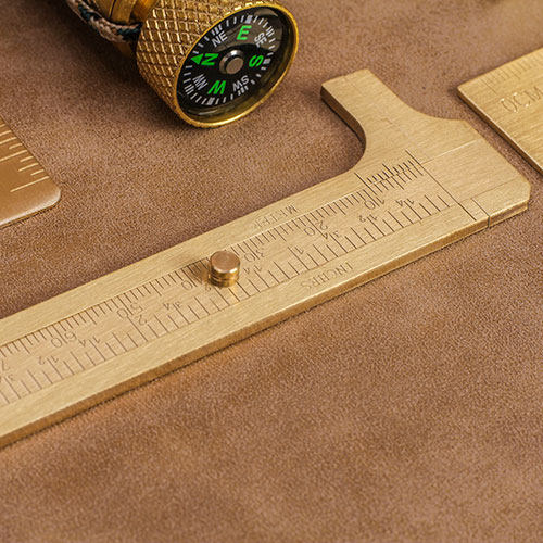 Qiang Yao pure brass high precision vernier caliper Text play Walnut gem small caliper Durable smooth free lettering