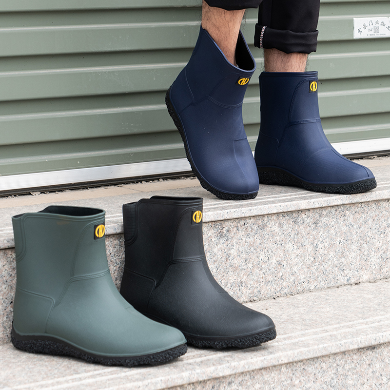 Water Shoes Men Rain Boots Short Barrel Fashion Men's Rain Shoes Waterproof Non-slip Rubber Shoes Light Wear and abrasion middle cylinder Kitchen Working Shoes