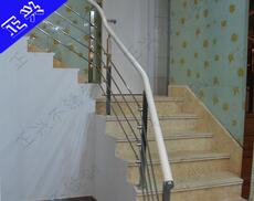 Балясины 楼梯扶手栏杆护栏不锈钢阳台立柱方管穿圆棒家用别墅室内外围栏