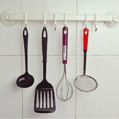Japan KM552 powerful vacuum suction cup hooks sticky hook suction cup sticky hook powerful six-to-hook kitchen hook