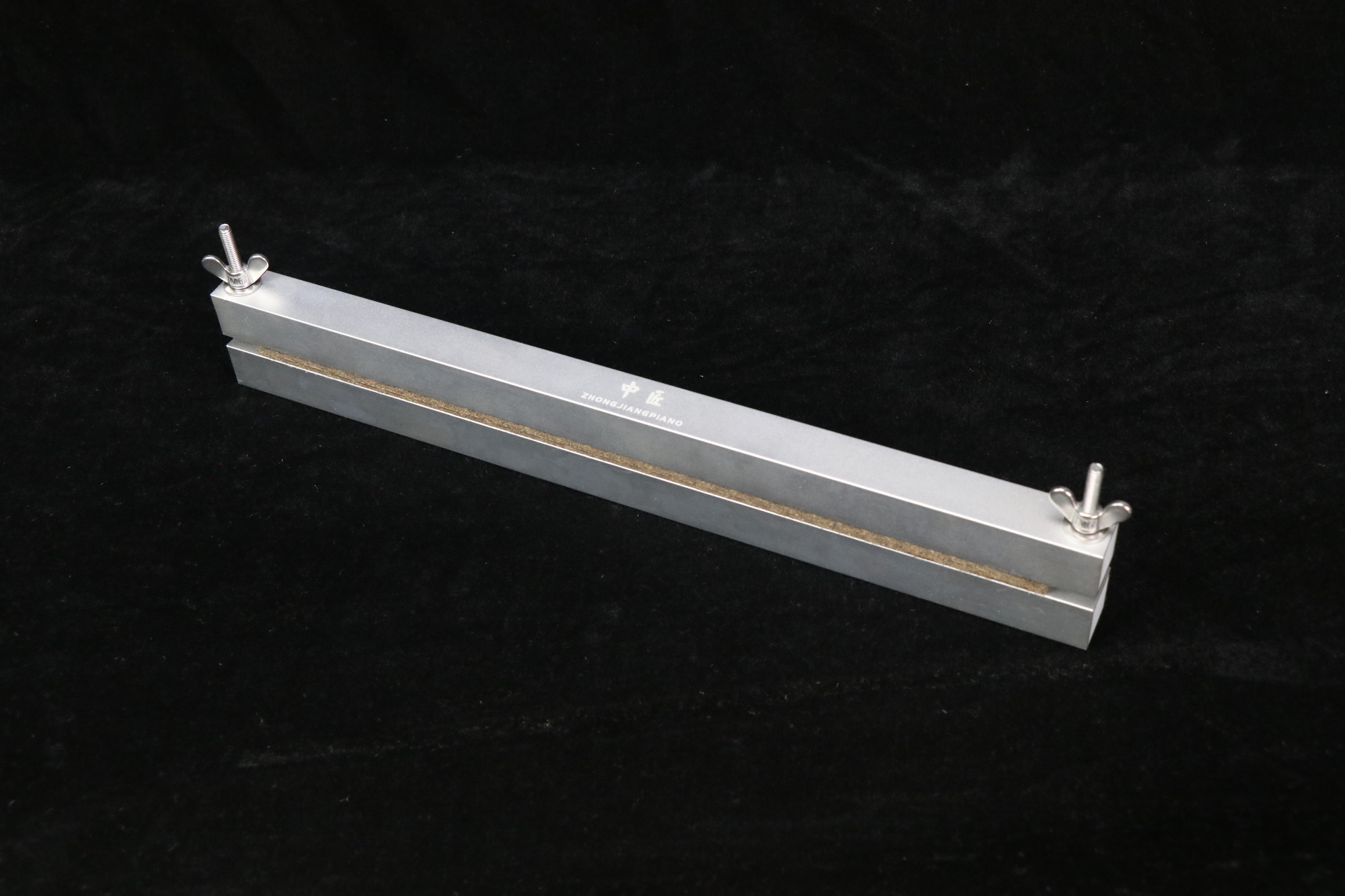 Keyboard string hammer fixture