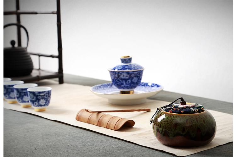 Long Tuyền celadon kích thước lớn bể chứa thủ công bộ gốm sứ cầm tay Trà Puer kín lon lon trà lớn - Trà sứ cốc uống trà có nắp đậy