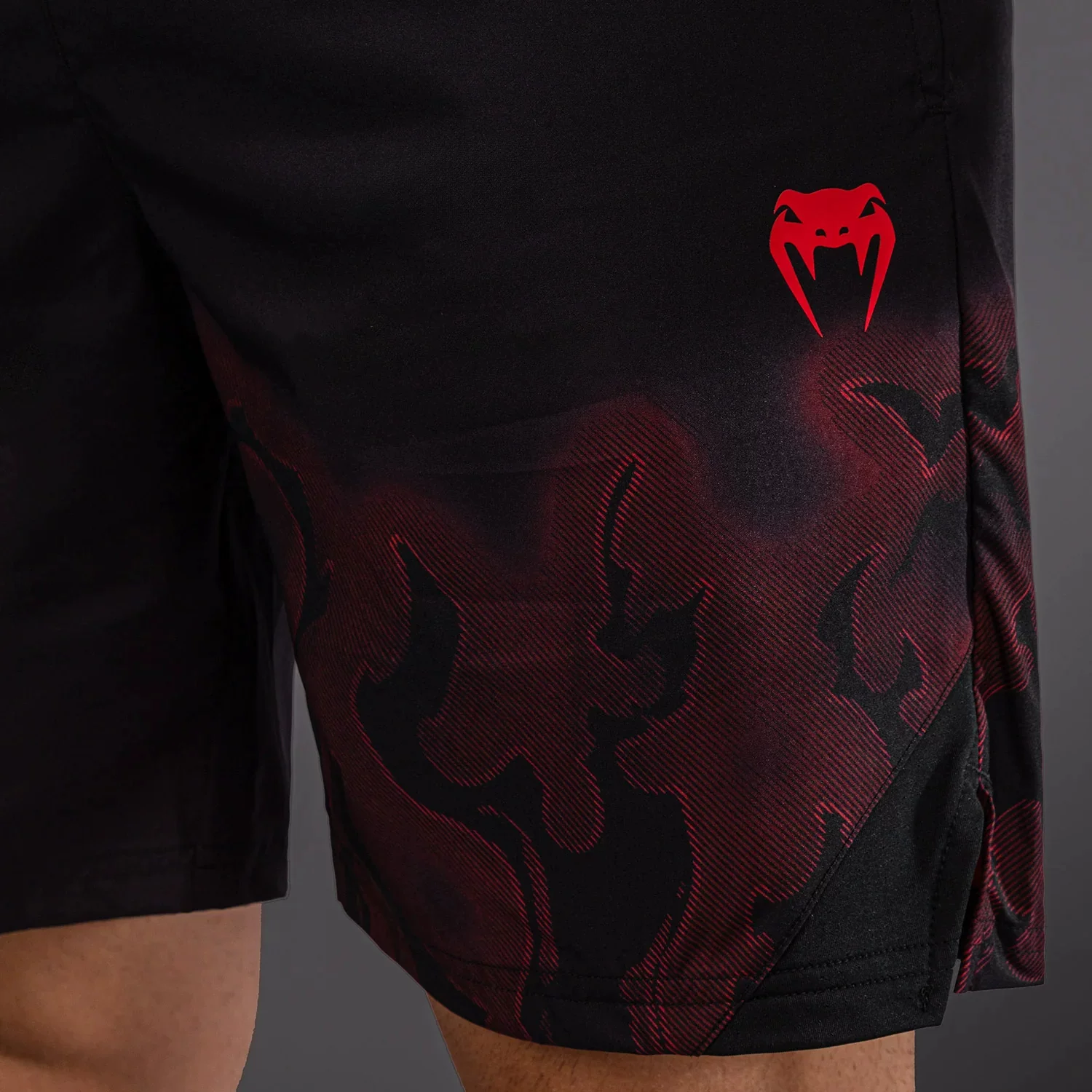 Шорты для боя по кикбоксингу Venum Specter Venom Muay Thai Sanda, тренировочные, быстросохнущие, боксёрские