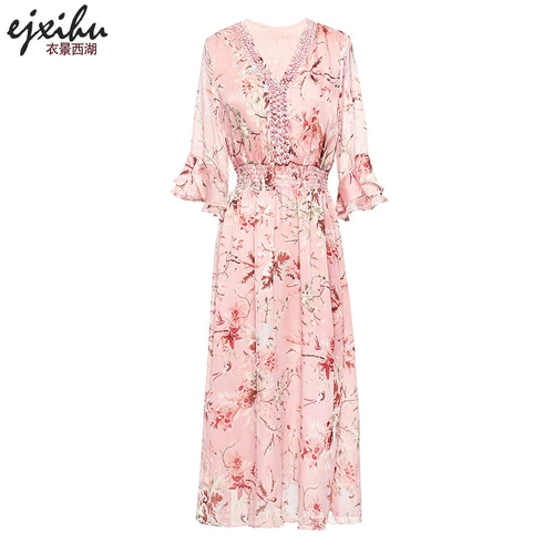 Платье, шифоновая юбка, в цветочек, городской стиль, яркий броский стиль, V-образный вырез, французский стиль