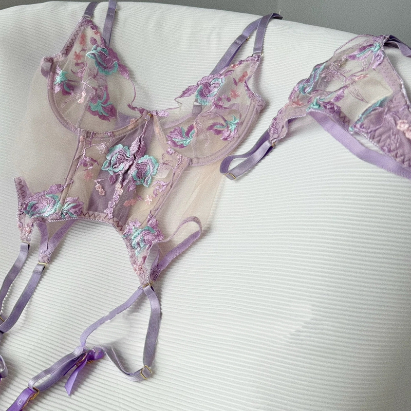 Cherry Mousse Mermaid Princess Purple Embroidered Floral Sexy Pure Desire Style Lace See-Through Corset Lingerie Set