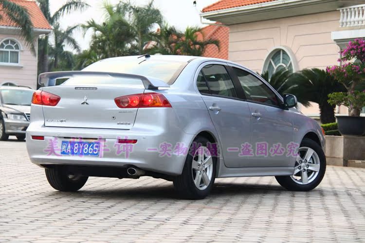 Đông Nam Linh Chi V5 cánh đuôi Mitsubishi Motors 09-2015 cánh thần sơn đuôi cánh Lancer đấm đuôi cánh gió xe ô tô