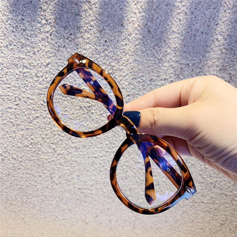 Children's Anti-Blu-ray Glasses Radiation Protection Anti-myopia Primary School Children's Kindergarten See TV computer ipad eye care kid-Taobao