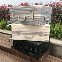 Вместительный и большой универсальный чемодан, прочная коробка