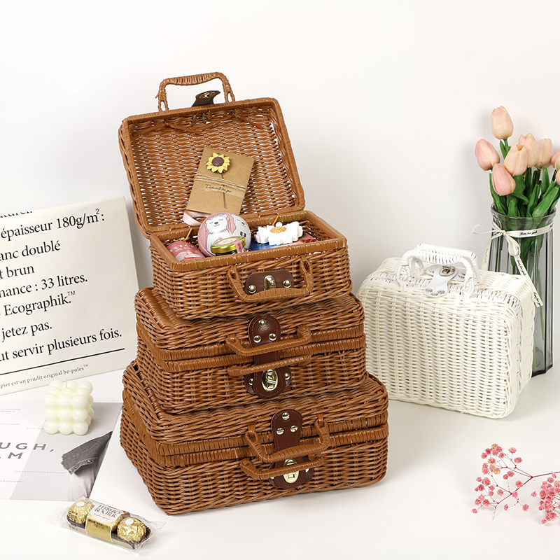 Companion gift box female bridesmaid containing box containing box finishing case rattan chiche box picnic basket suitcases retro woven box