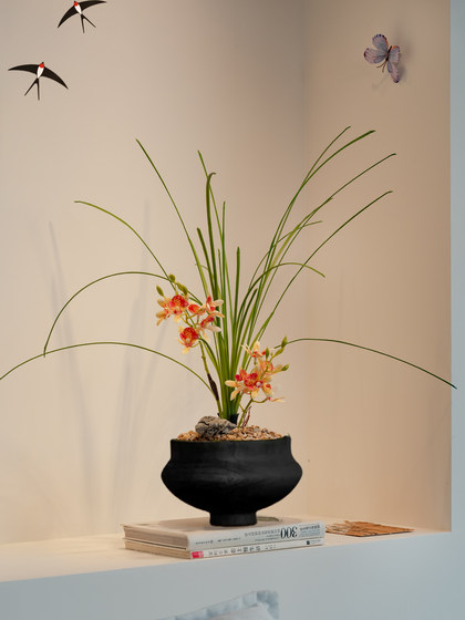 Simulated Orchid Bonsai, Artificial Flowers, High-End and Realistic, Desktop Decoration, Entrance Hall, Tea Room, New Chinese Style, Song Dynasty Aesthetics
