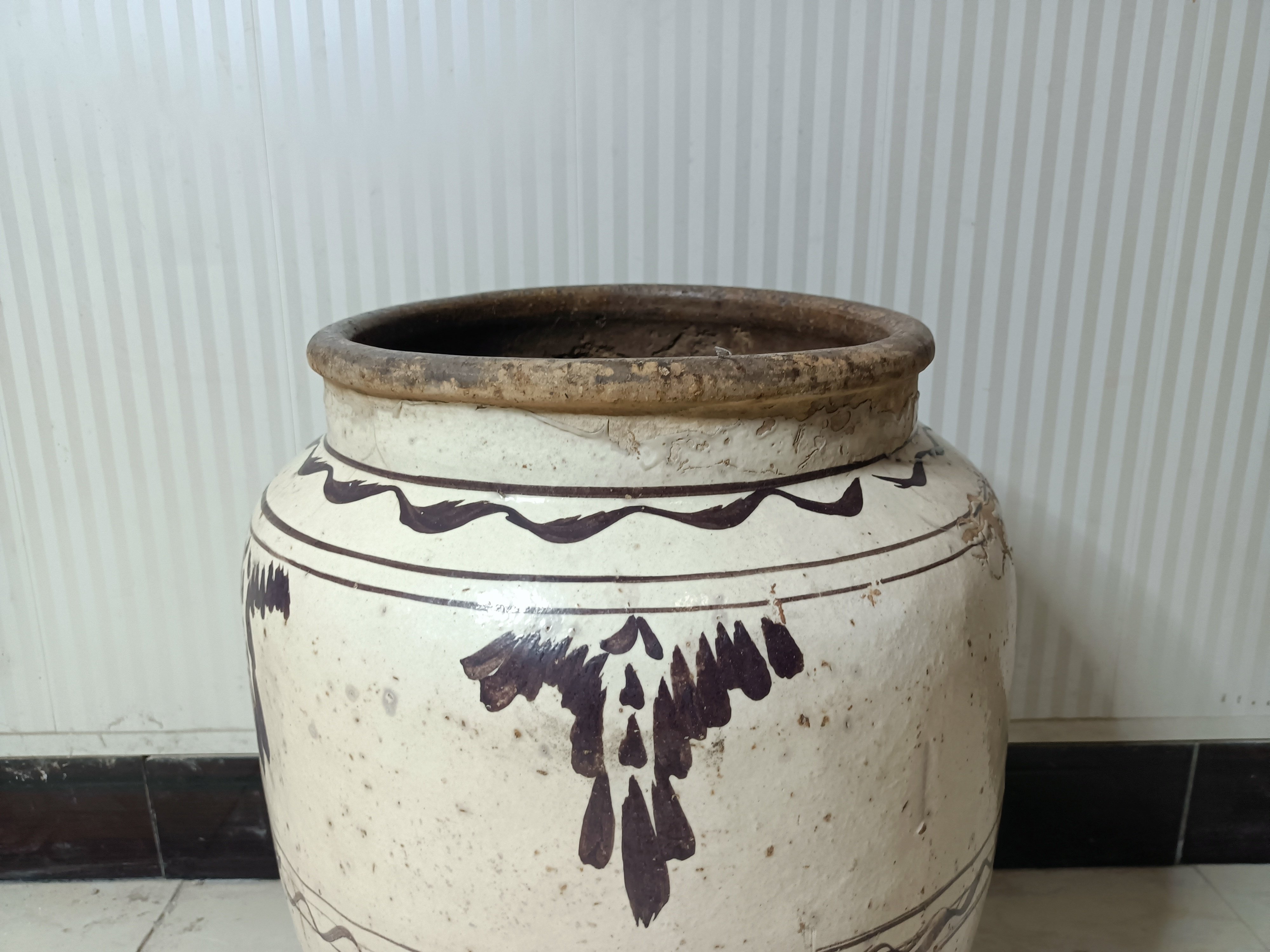 清代磁州窑白底褐花花卉大缸：传世古董，收藏界的瑰宝！-缸-淘宝好物网