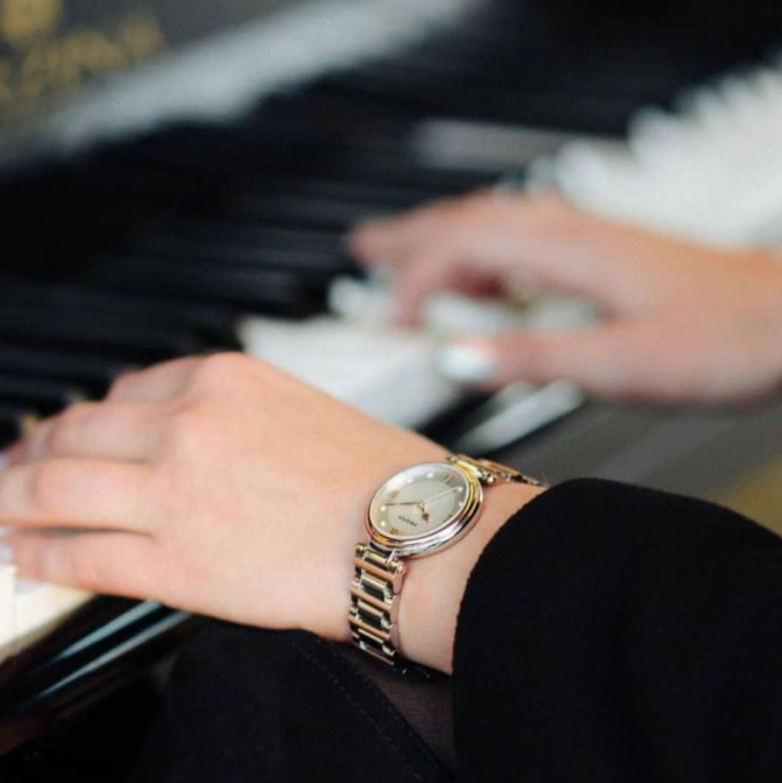 Official website PRISMA the Dutch small crowdconstant royal Swiss core delicately elegant golden fairy watch