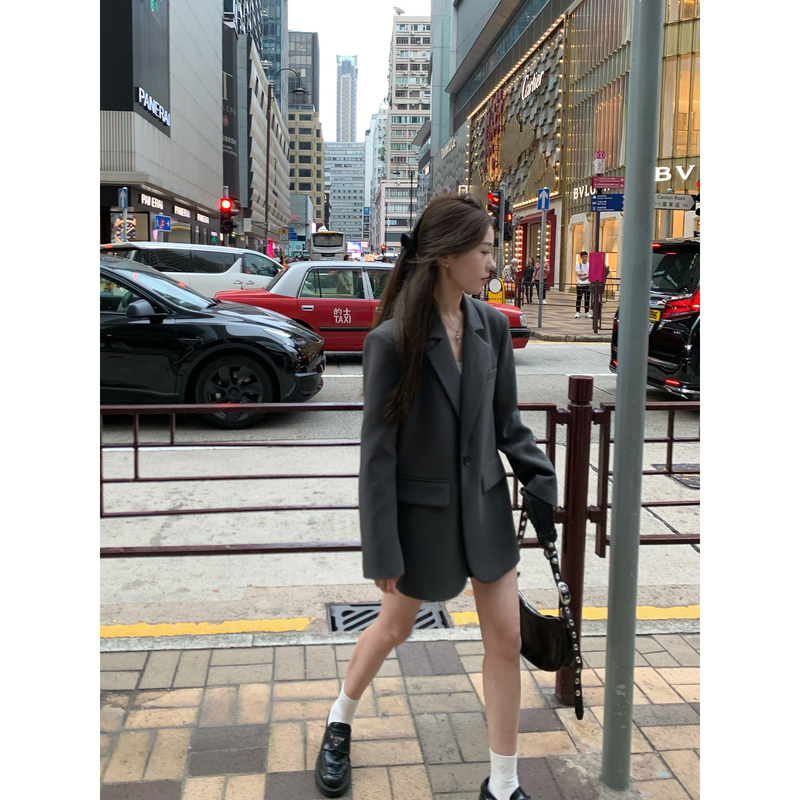Hhyii Version Is Super Stylish! Gray Blazer for Women, Spring and Autumn, Wrinkle-Free, High-End Feel, Versatile, Elegant, Casual Suit Hhyii Version Is Super Stylish! Gray Blazer for Women, Spring and Autumn, Wrinkle-Free, High-End Feel, Versatile, Elegant, Casual Suit
