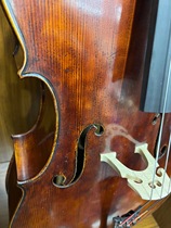 The century-old Italian cello has a rare and unique tone that has been fully opened up to professional performance level.